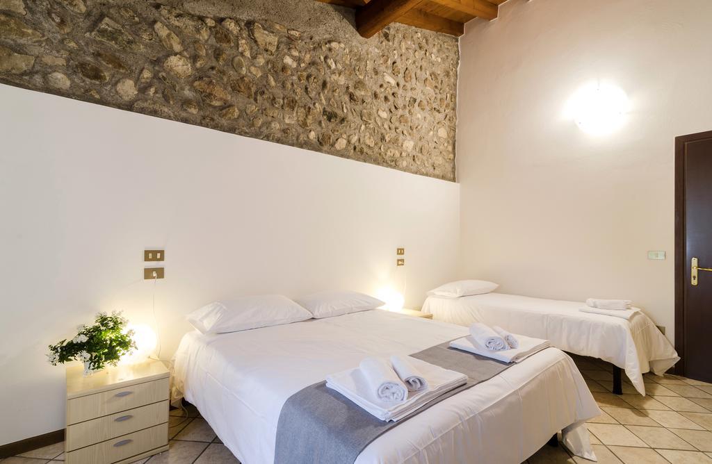 Agriturismo La Torretta Da Valentina Solferino Exterior foto